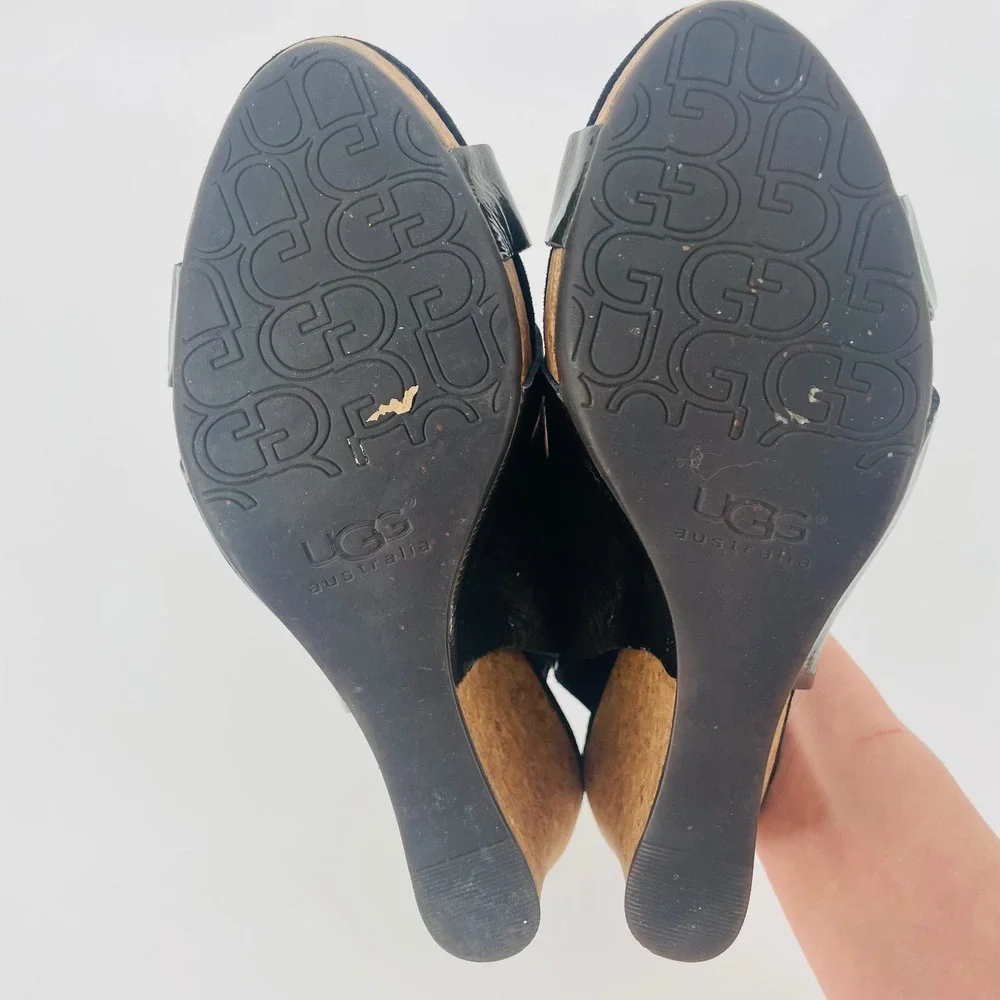 UGG Lucianna Metallic Olive Green‎ Leather Cork Wedge Slingback Sandals size 6